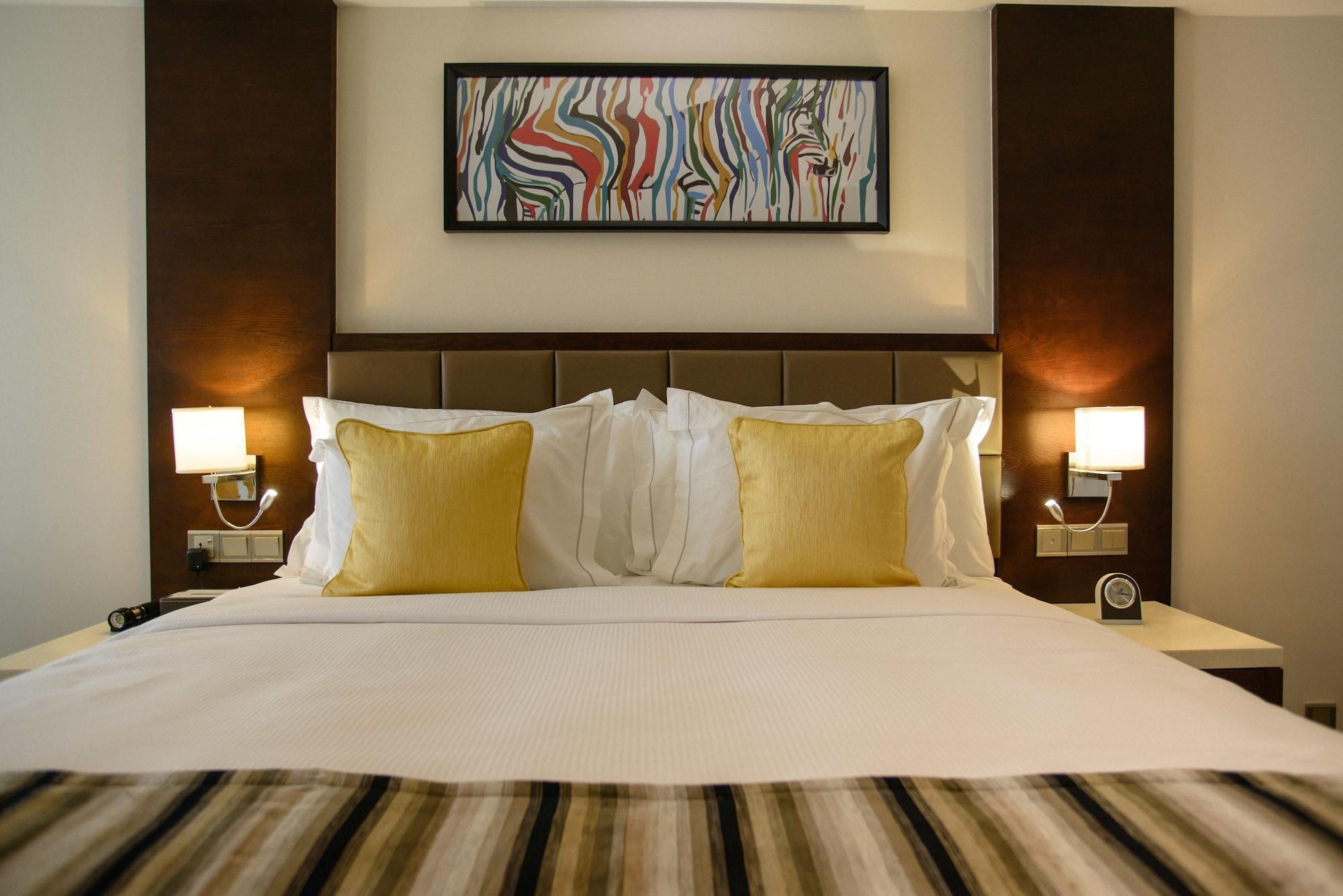 The Concord Hotel & Suites Найробі Екстер'єр фото A bedroom at the Taj Bengal