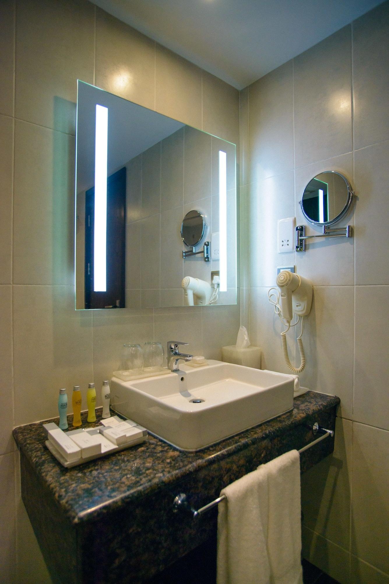 The Concord Hotel & Suites Найробі Екстер'єр фото Bathroom