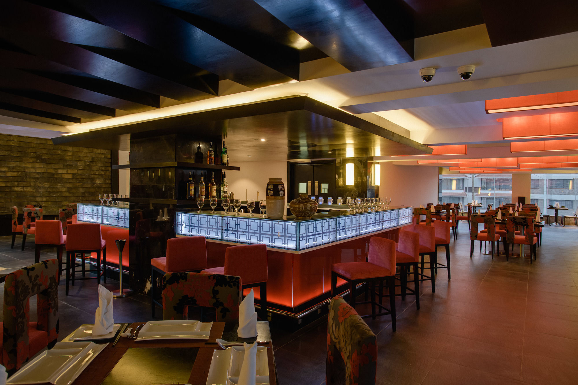 The Concord Hotel & Suites Найробі Екстер'єр фото The bar at the restaurant